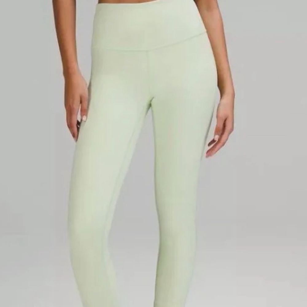 Lululemon NWT tight 25